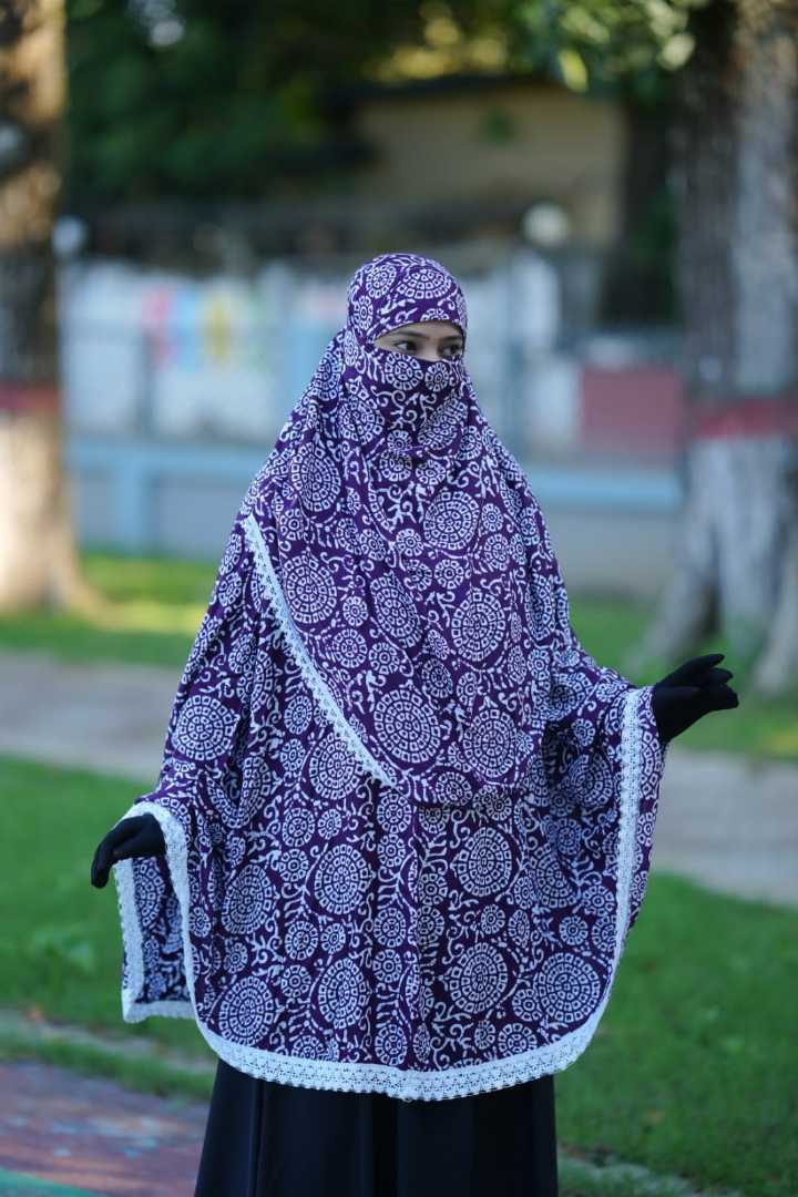 সালাত,হিজাব
